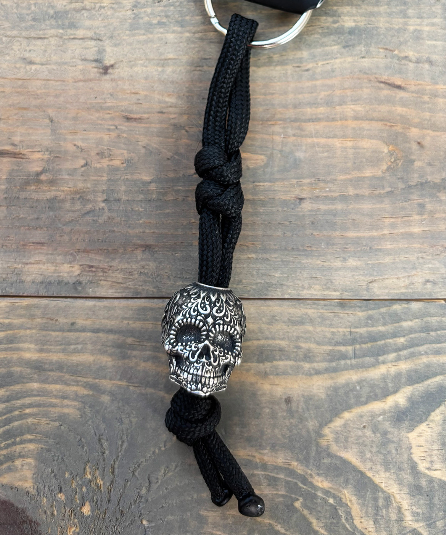 Pewter Sugar Skull Para Cord Key Ring - Fat Skeleton UK